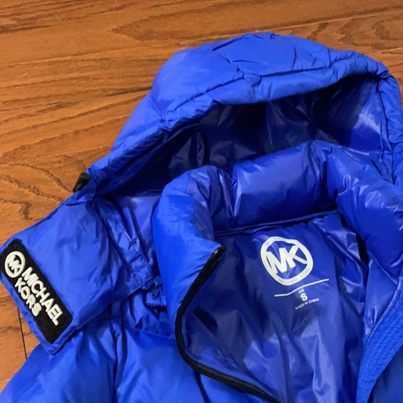 (SOLD‼️) Michael Michael Kors Women's Hooded Packable Down Puffer Coat, XS - Picture 4 of 7
